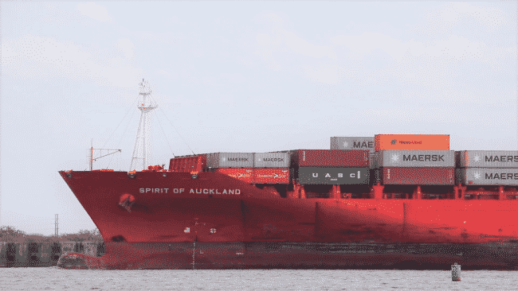 Chemical Leak Reported On The Ship Spirit Of Auckland