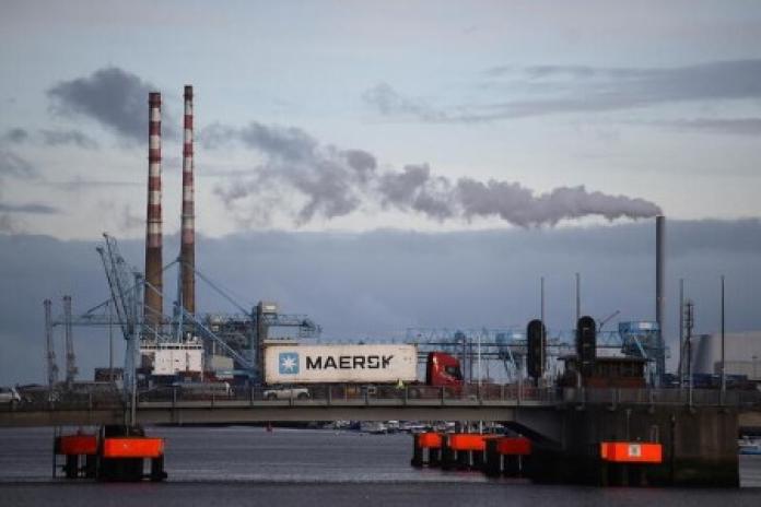 Maersk Considers Suspending All Shipments To Russia