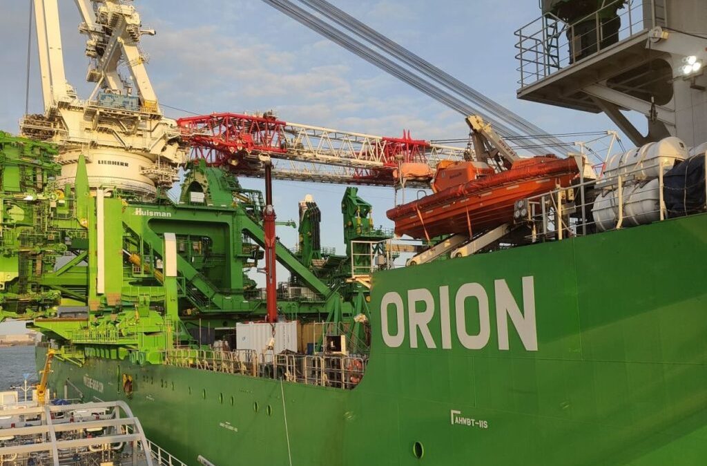 DEME’s offshore installation vessel Orion in LNG bunkering op