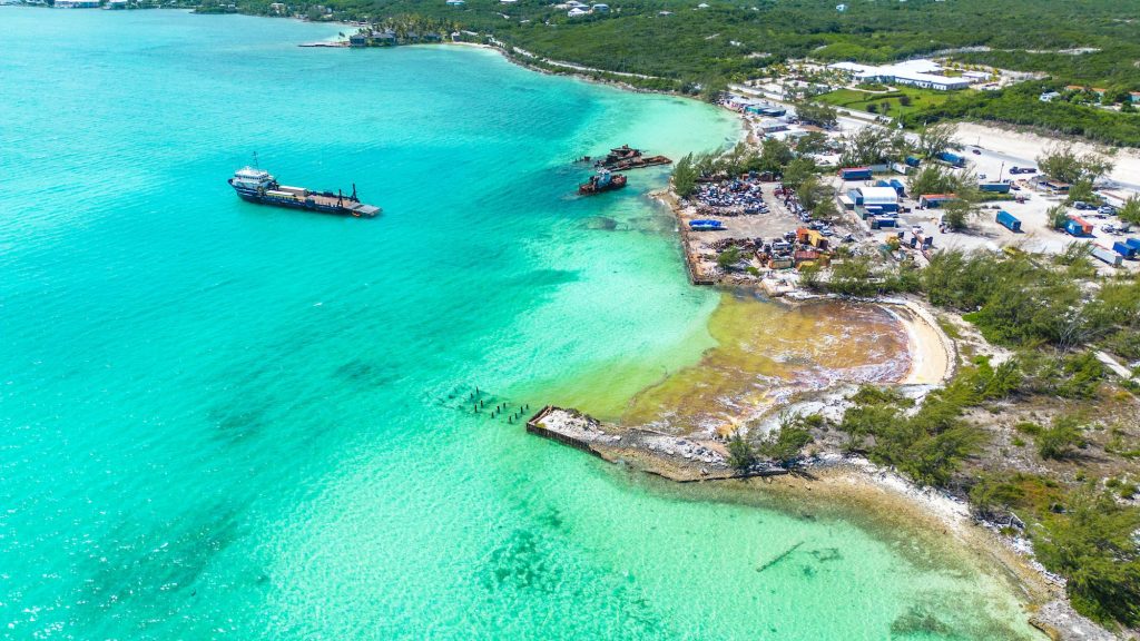 Ship Spills 30,000 Gallons Of Fuel In The Bahamas