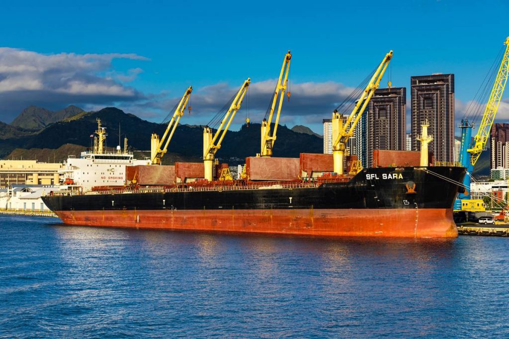 Baltic index slips on weak capesize, panamax demand