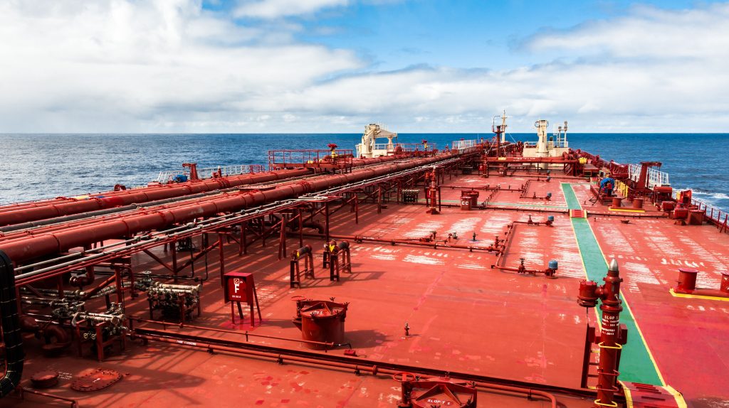 Clean tanker market to remain strong into 2024 amid firm jet, petchem deliveries