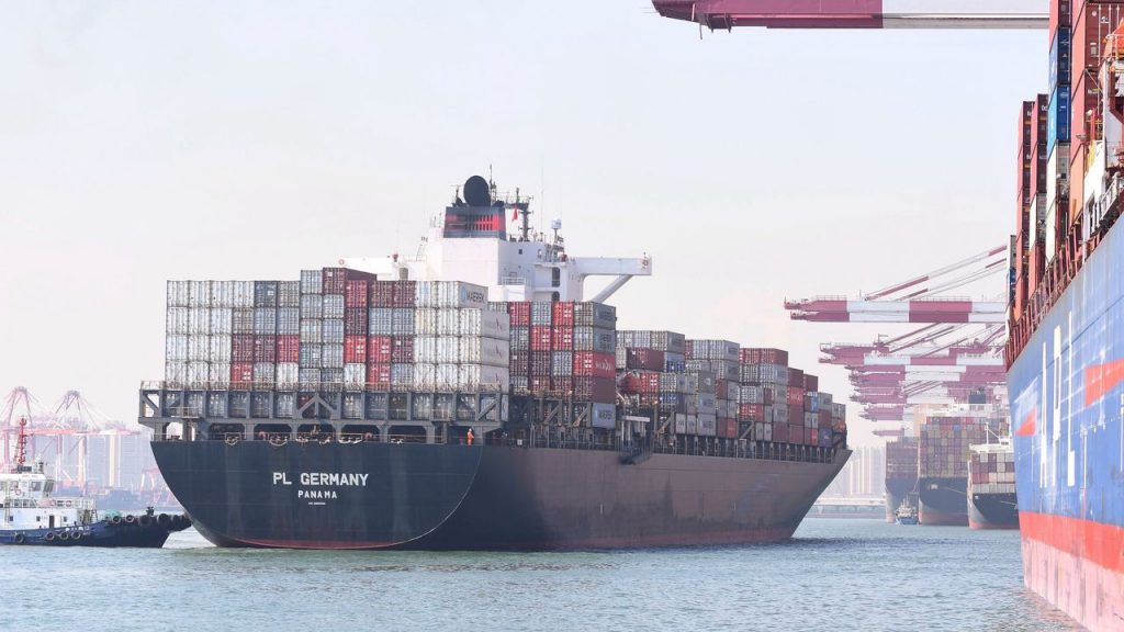 Retailers Pull Back From Using Chartered Cargo Ships