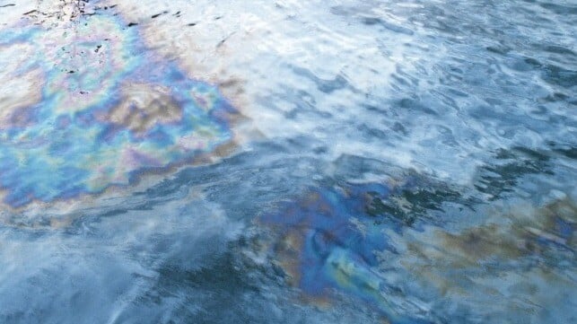 Oil Spill Clean-Up Underway On South Africa’s West Coast After the Weekend Break-Up Of Grounded Panama-Flagged Cargo Vessel