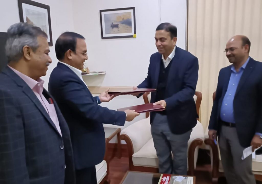 Dredging Corporation of India signs historic agreement with IWAI