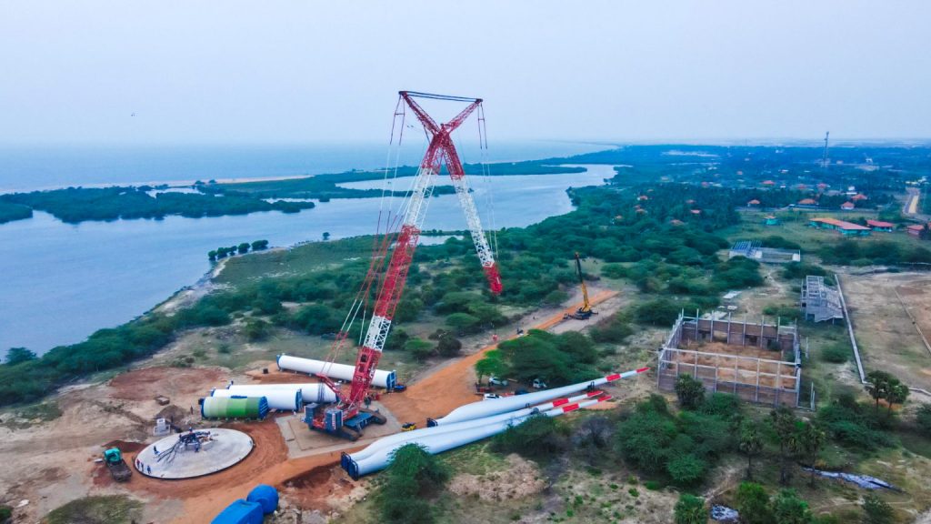 Largest Capacity Crane In Sri Lanka Unloaded At HIP