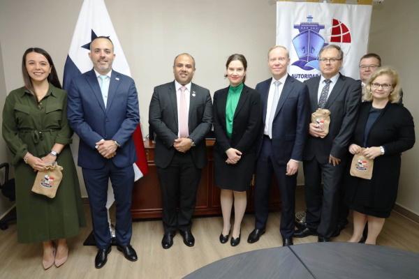 AMP Reaffirms its Cooperation Ties With Dinland And The International Maritime Organization