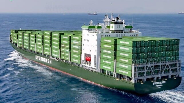 Robbers Board Evergreen Boxship in Manila Anchorage