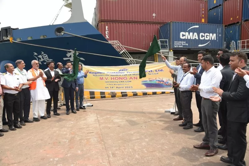 First direct mainline container vessel “mv Hong An” calls at New Mangalore Port