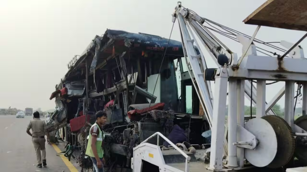 18 Killed, 19 Injured As Bus Collided With A Milk Tanker On The Lucknow-Agra Expressway In Uttar Pradesh