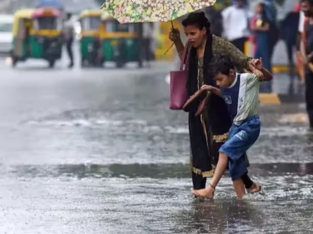 India Meteorological Department Issued A Yellow Alert For Thursday And Friday In New Delhi