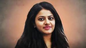 Pune Police Justify IPC Section 307 Against IAS Officer Puja Khedkar’s Mother; Air India Flight Diverted to Russia