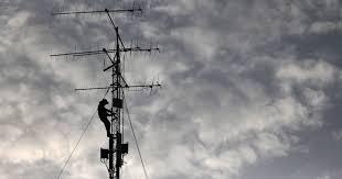 Man scales cellular tower in Kota, intimidates suicide due to his tractor being seized.