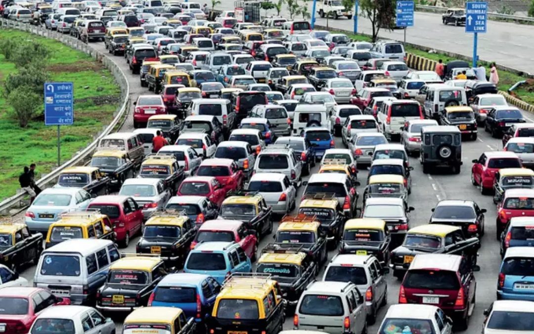 Government Proposes Annual and Lifetime Toll Passes for Private Cars on National Highways