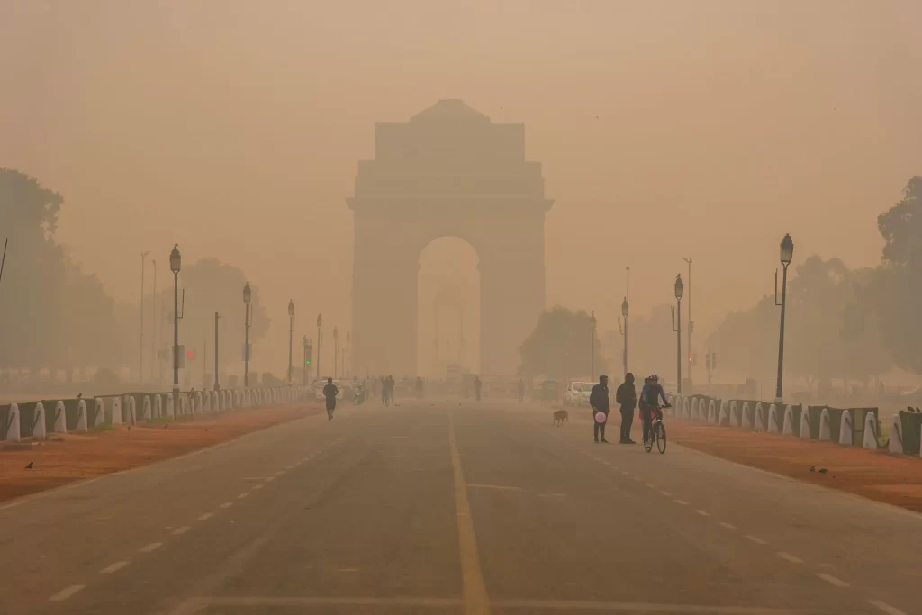 GRAP-3 Reimposed as Delhi’s Air Quality Deteriorates to ‘Very Poor’