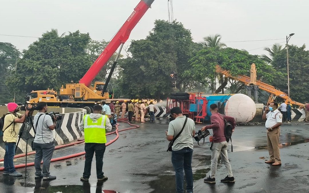 LPG Tanker Overturns on Coimbatore Flyover, Authorities Prevent Major Disaster