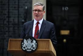 British Prime Minister Starmer has unveiled a four-step strategy aimed at supporting Ukraine, emphasizing that it is now the moment for action rather than discussion